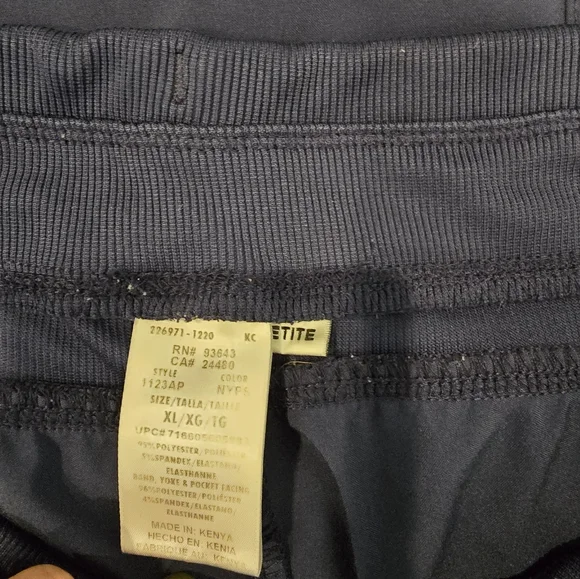 Navy Blue Cherokee Infinty - Picture 3 of 6